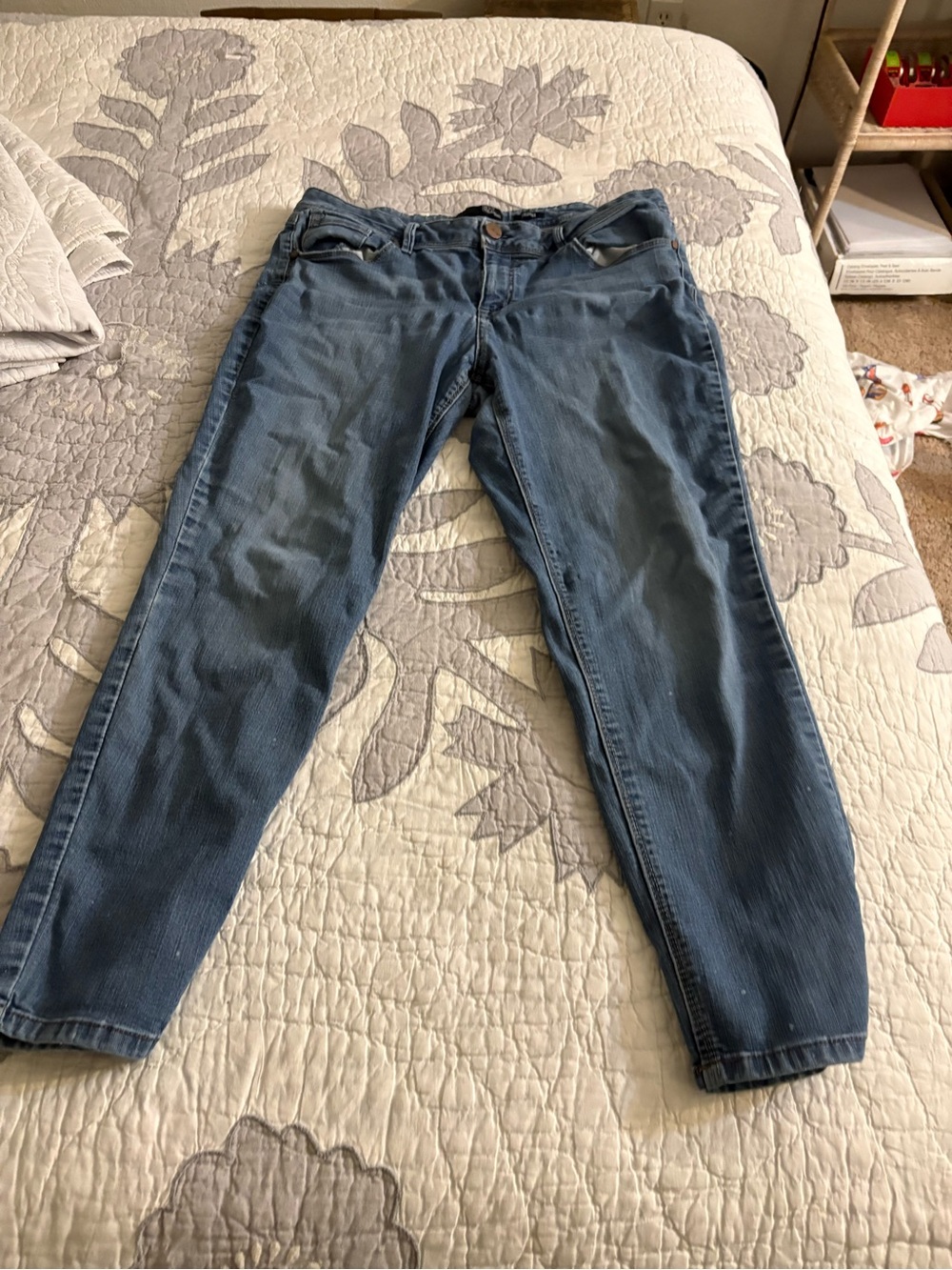 1822 Denim Women's Light Blue Skinny Jeans